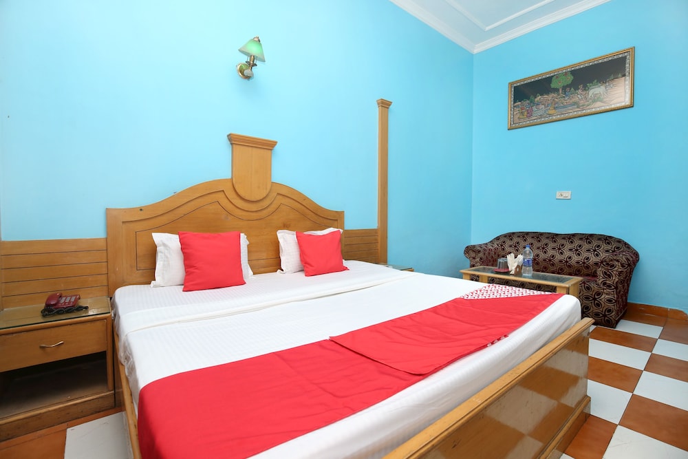 Deluxe Double or Twin Room, 1 King Bed photo 1