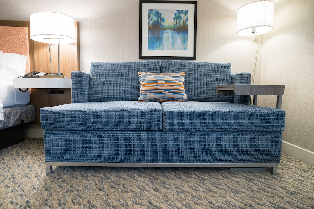 Room, 1 King Bed, Accessible (Hearing, Study) - Photo 2