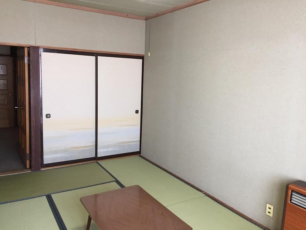 Japanese Style Room, 6-8 Tatami Mats photo 1