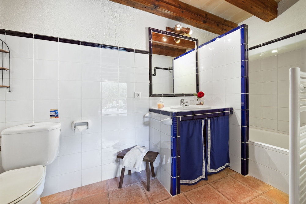Double Room Single Use, Private Bathroom photo 3