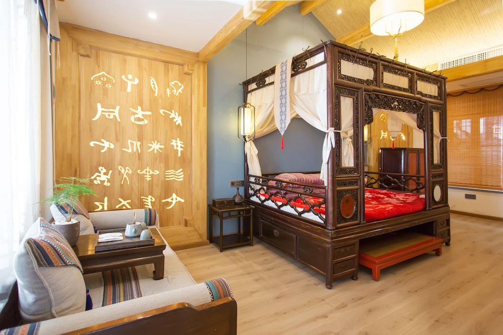 Comfort Double Room, 1 Queen Bed, Bathtub photo 3