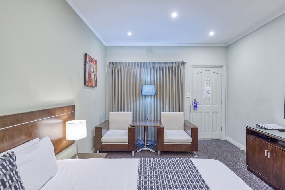 Room (Corporate) - Photo 2
