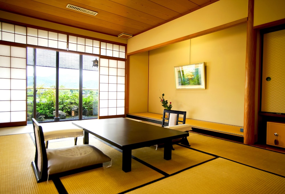 River Side Japanese-Style Room with Open-Air Bath, Non Smoking photo 2