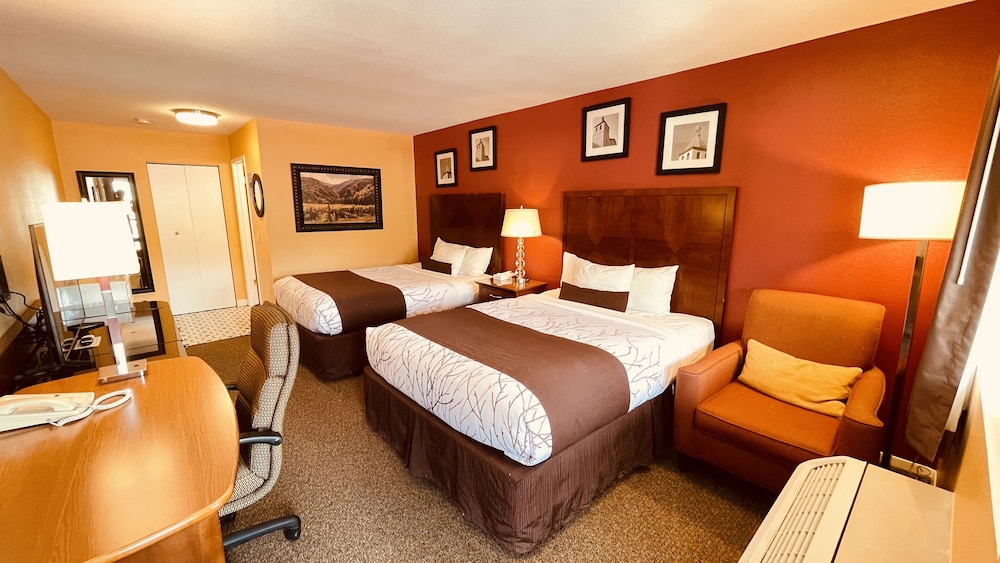 Deluxe Room, 2 Queen Beds photo 2