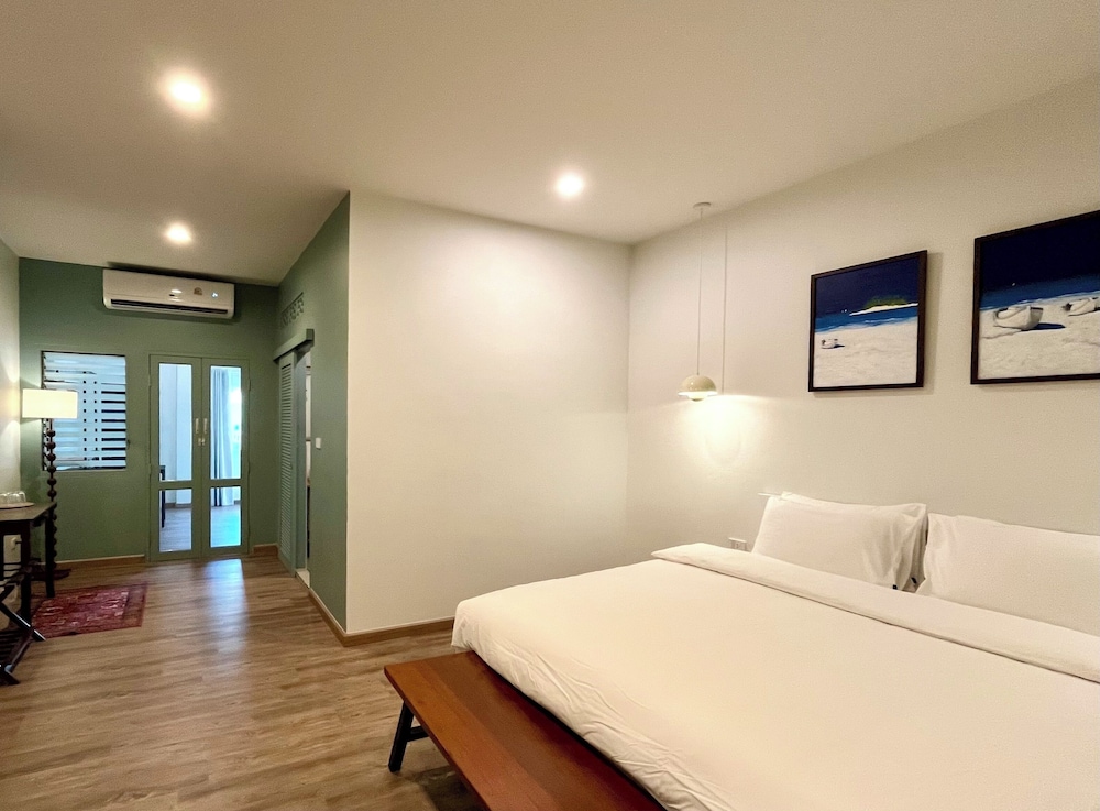Family Quadruple Room, 2 Bedrooms, Annex Building photo 1