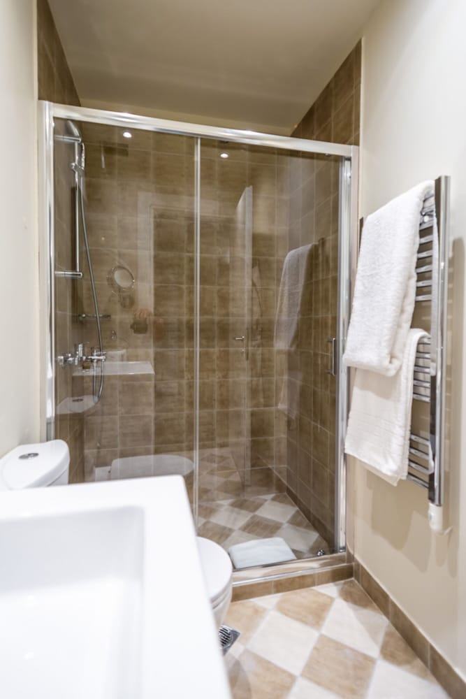 Junior Suite - Photo 12