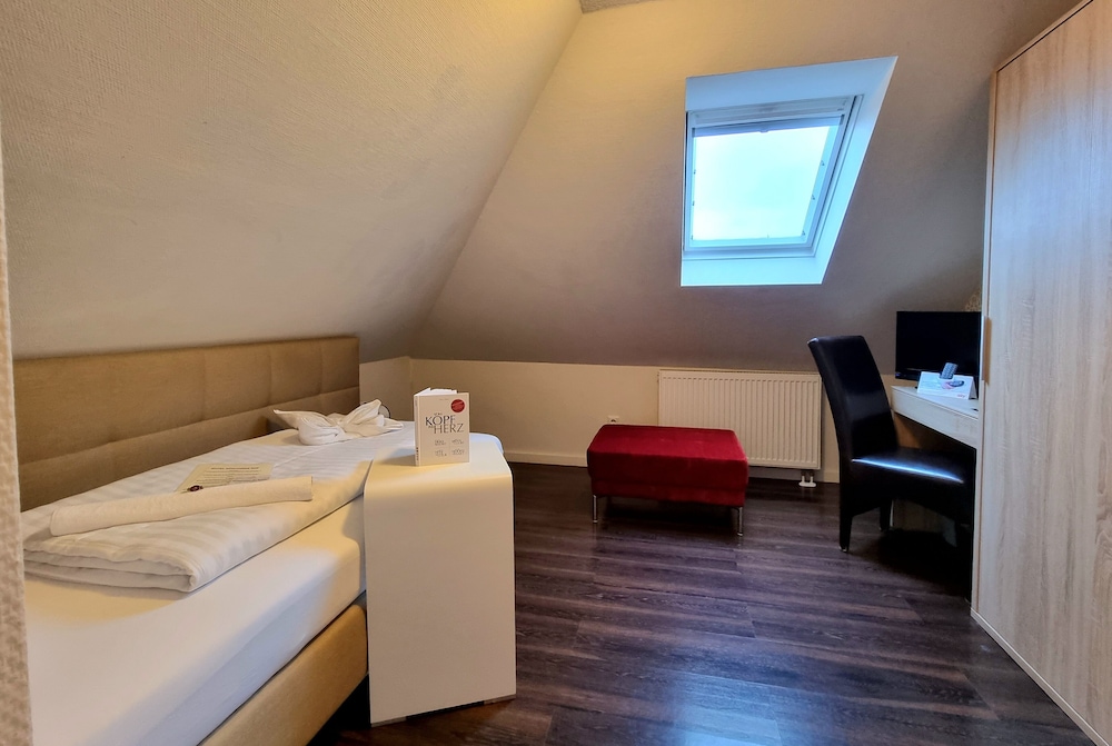 Economy Single Room photo 2