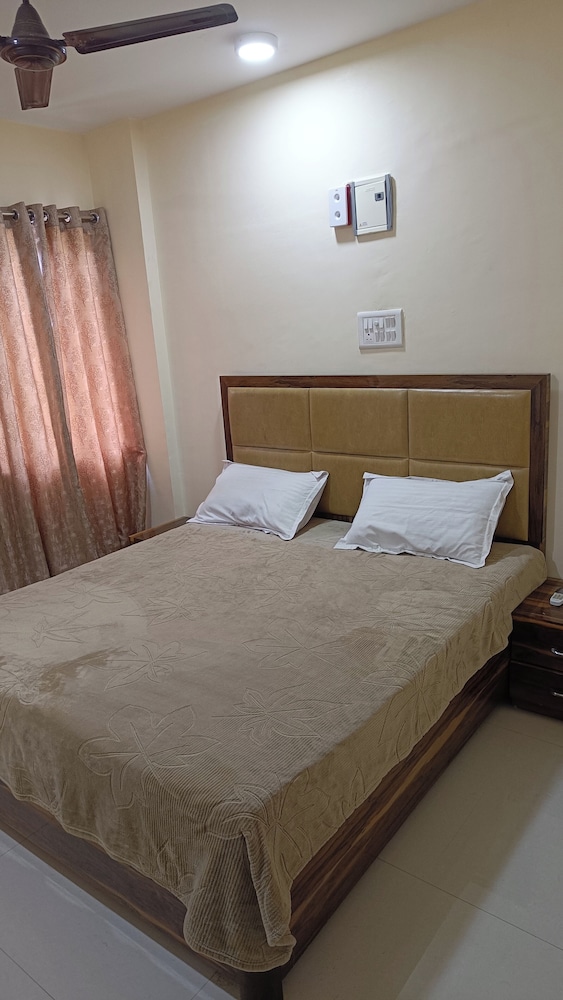 Comfort Studio Suite, City View