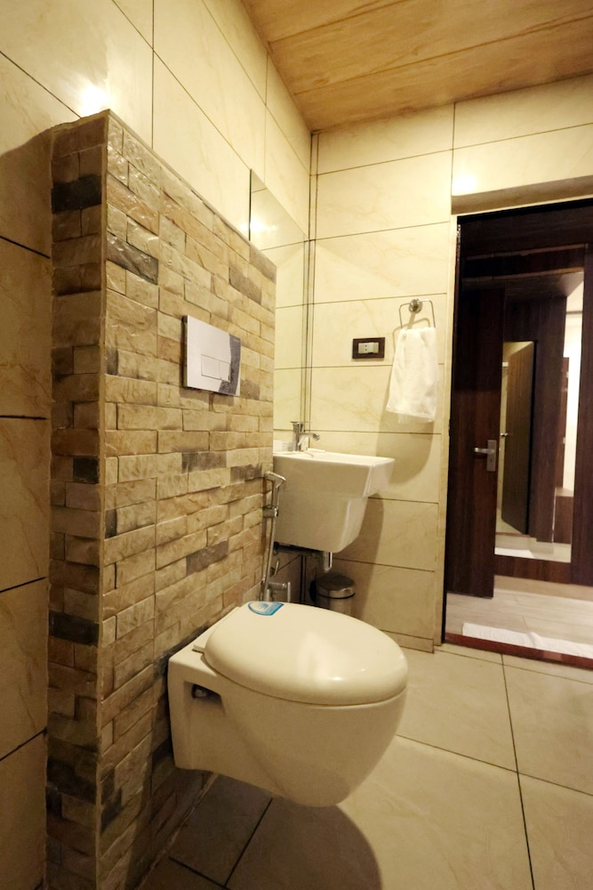 Deluxe Room - Photo 2
