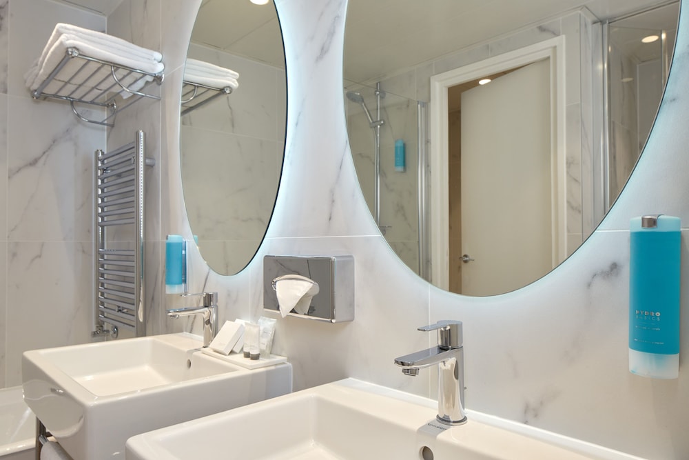 Junior Suite (Quadruple) photo 3