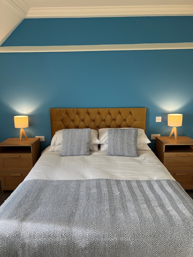 Deluxe Double Room, 1 King Bed, Ensuite, Sea View