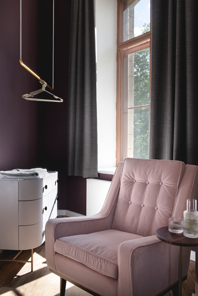 Superior Double Room, 1 Queen Bed (Petite Suite) photo 3