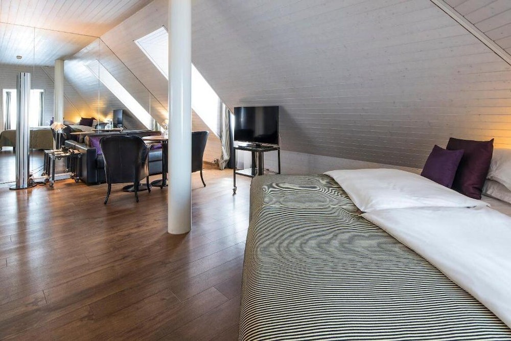 Junior Double Room, City View - Photo 6