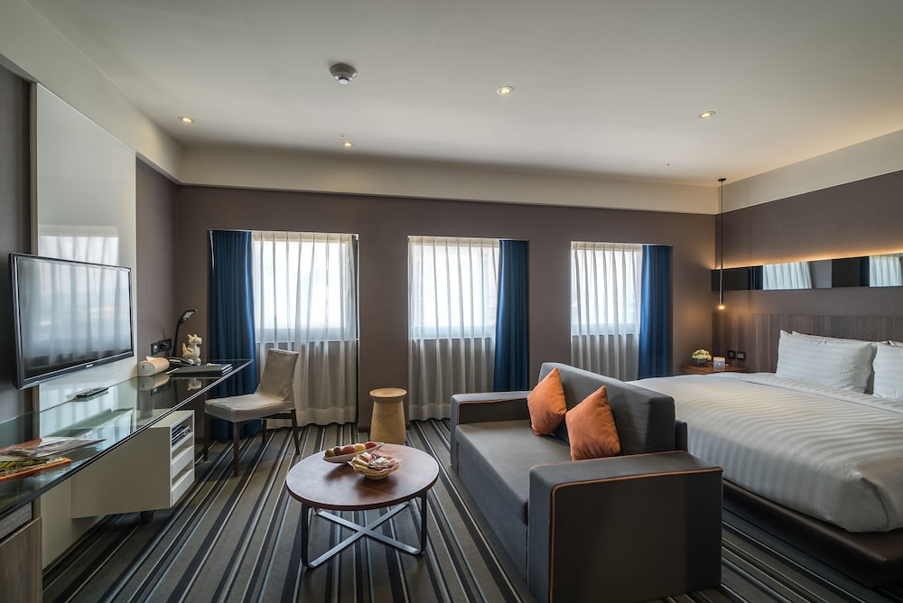 Grand Suite, 1 Double Bed thumbnail 5