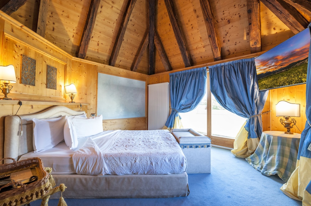 Romantic Suite photo 2