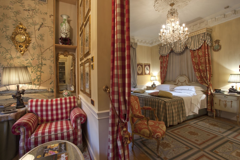 Suite - Photo 4