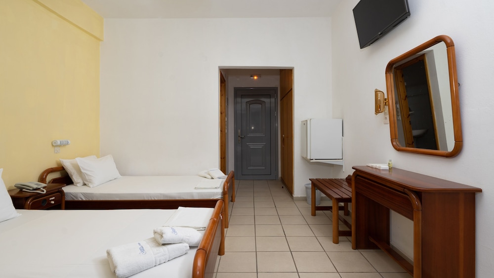 Twin Room, Garden View, Ground Floor