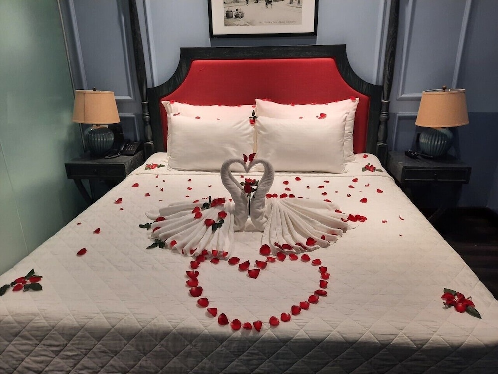 Premium Double or Twin Room - Photo 3