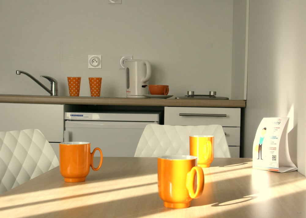 Family Studio, Kitchenette photo 3
