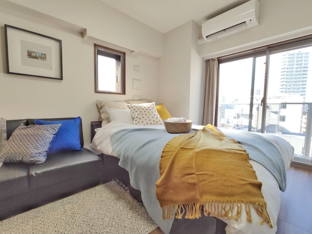 Room (302) photo 1