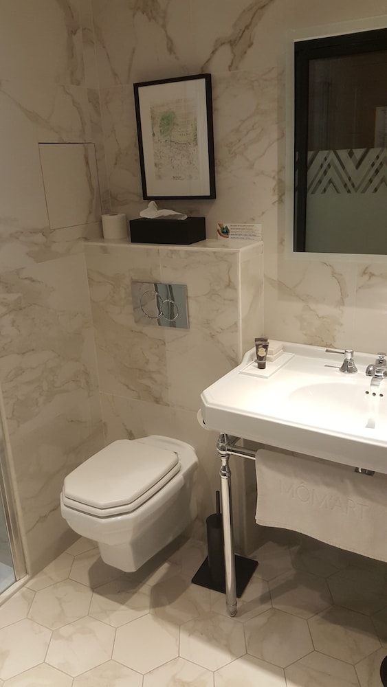 Twin Room (La Bourgeoise Twin)