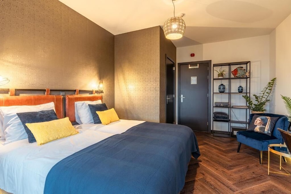 Standard Double Room, City View photo 3