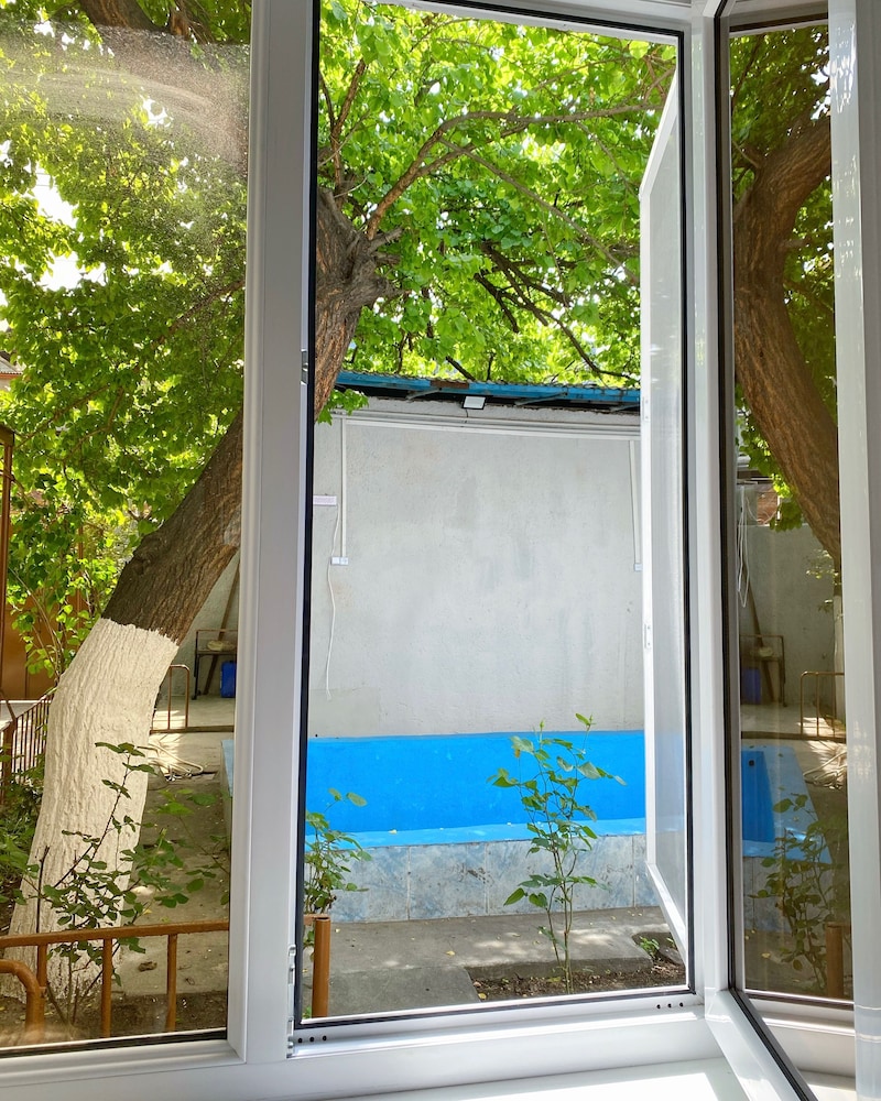 Comfort Double Room, 1 Queen Bed, Non Smoking, Courtyard View