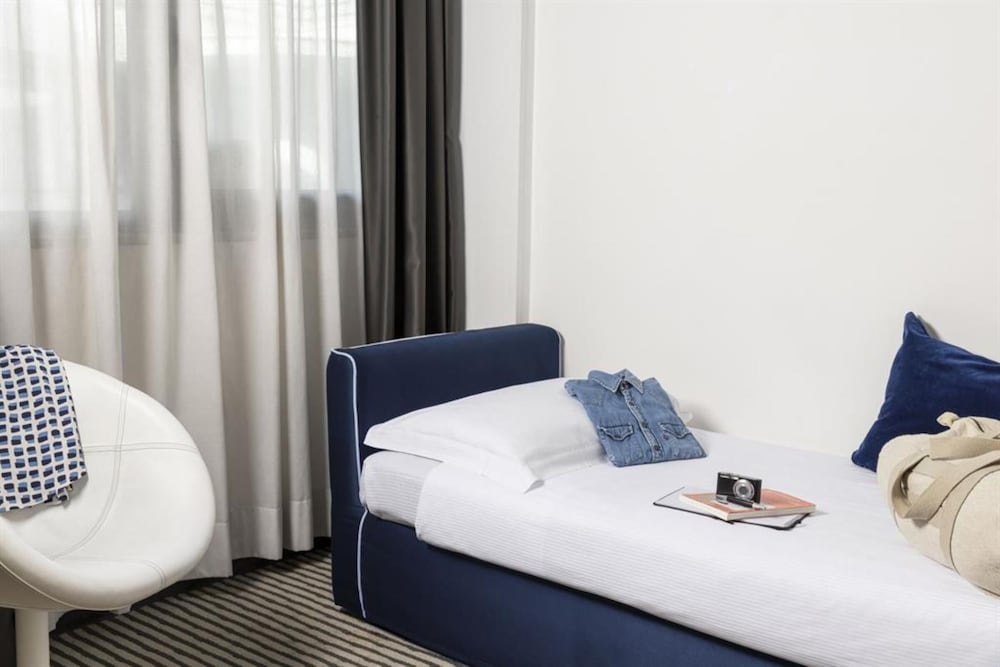 Comfort Triple Room photo 2