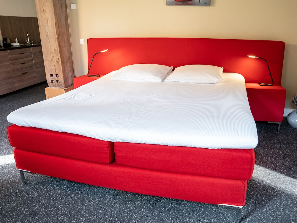 Apartment (Kamer 2) photo 3