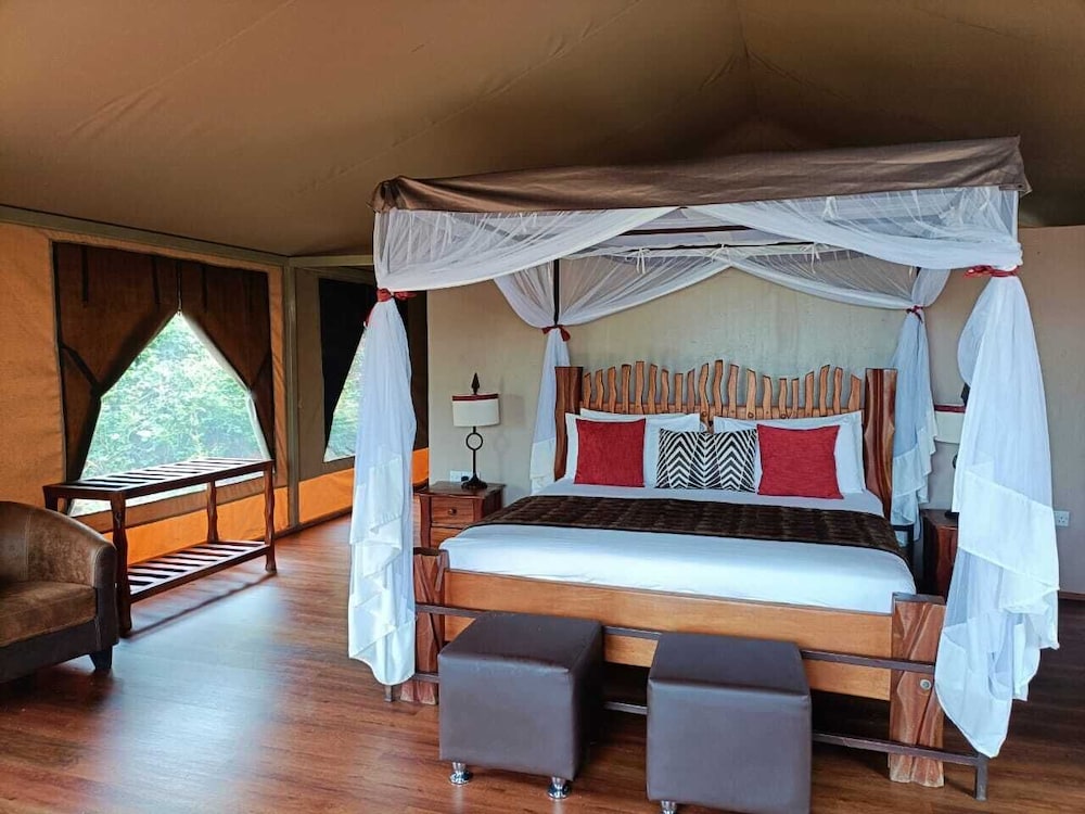 Deluxe Double Room Single Use, Mountain View photo 1