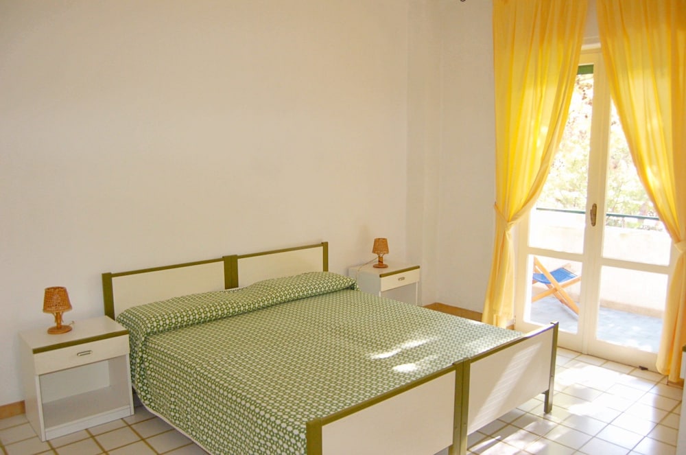 Double or Twin Room photo 3