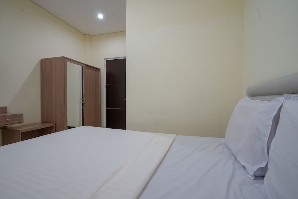 Double Room - Photo 7