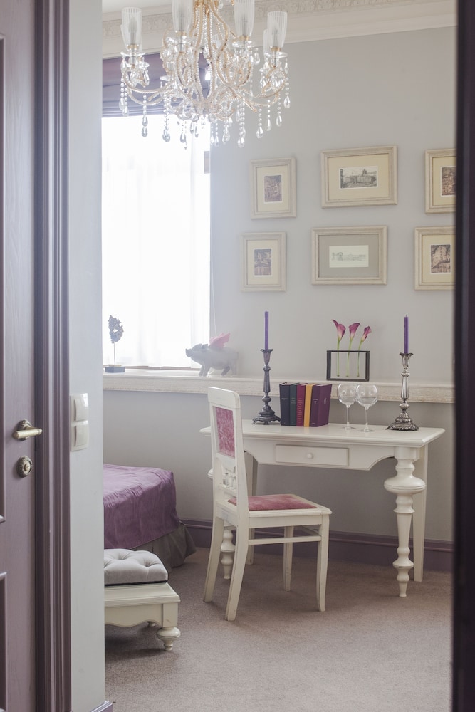 Basic Double Room photo 2