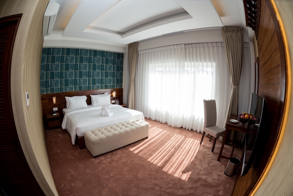 Premium Double or Twin Room