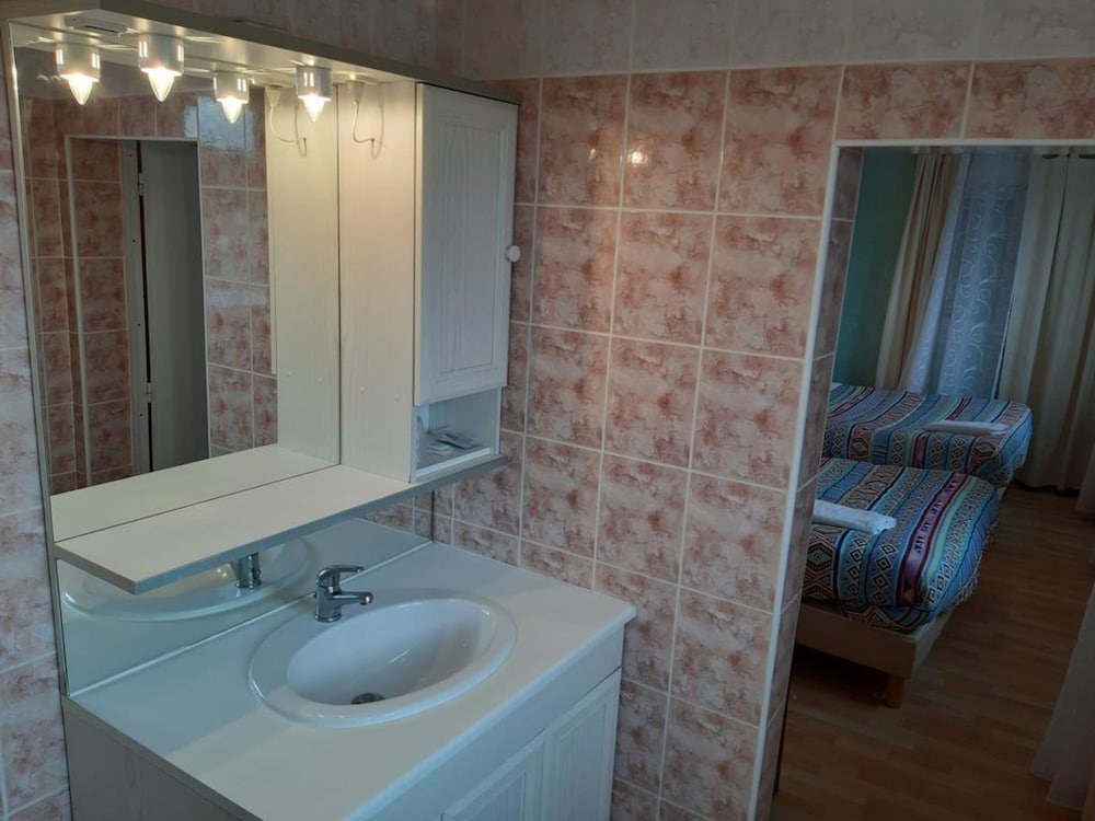 Comfort Quadruple Room - Photo 2