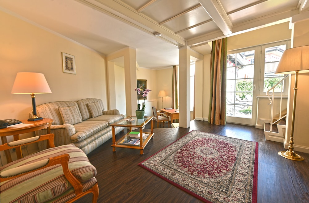 Suite, Mountain View Suite, Mountain View