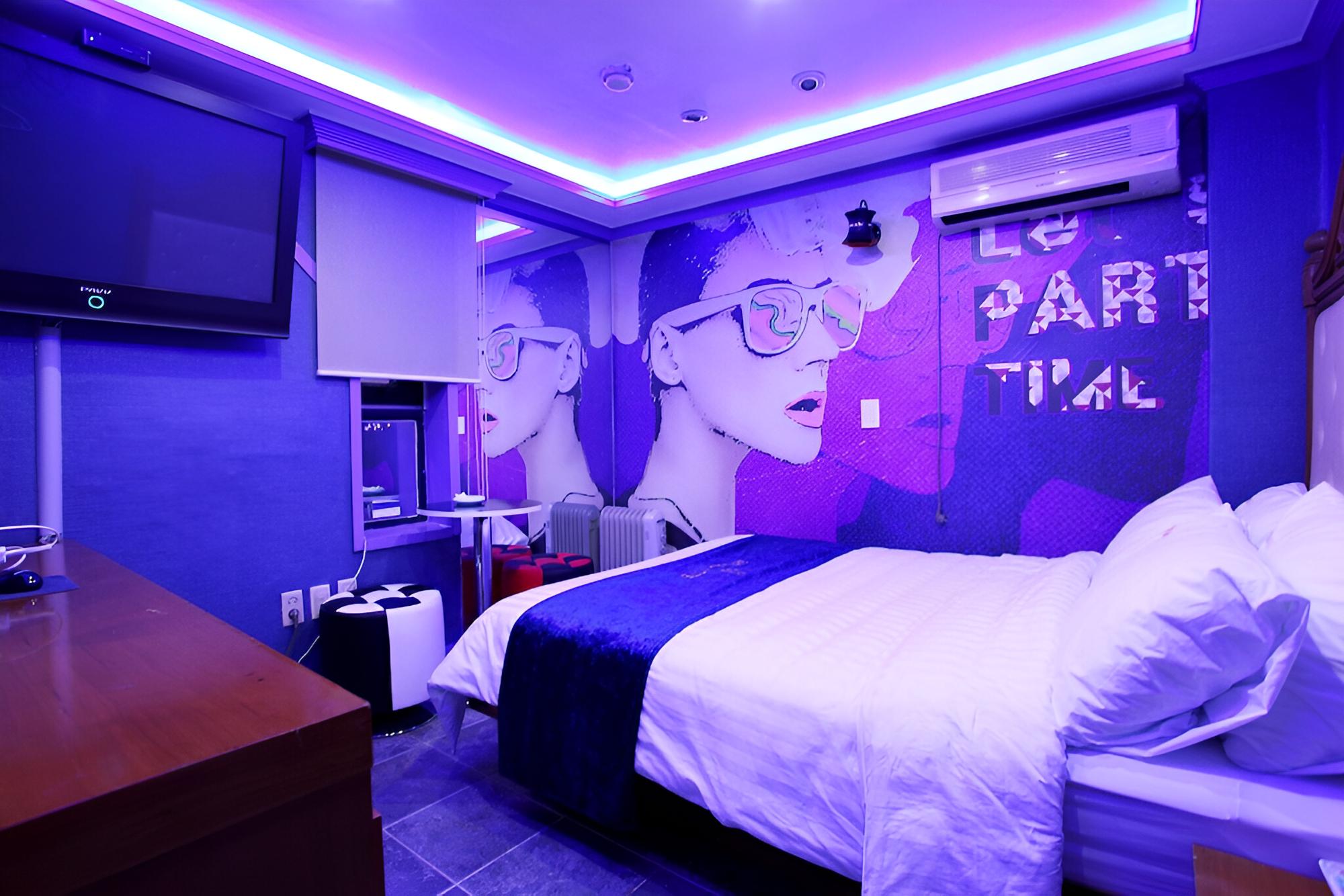 Room (Standard Room A) - Photo 1