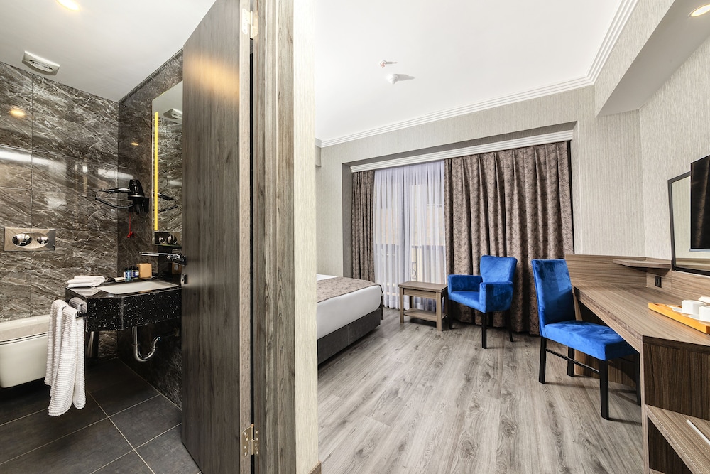 Available room