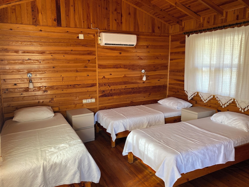Deluxe Bungalow