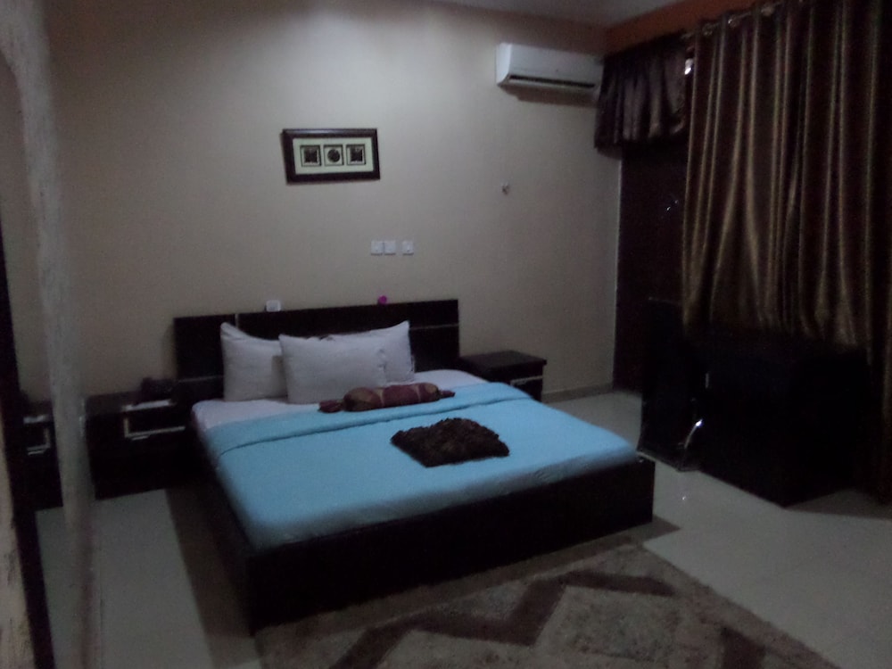 Executive Double Room, 1 Queen Bed, Non Smoking photo 2