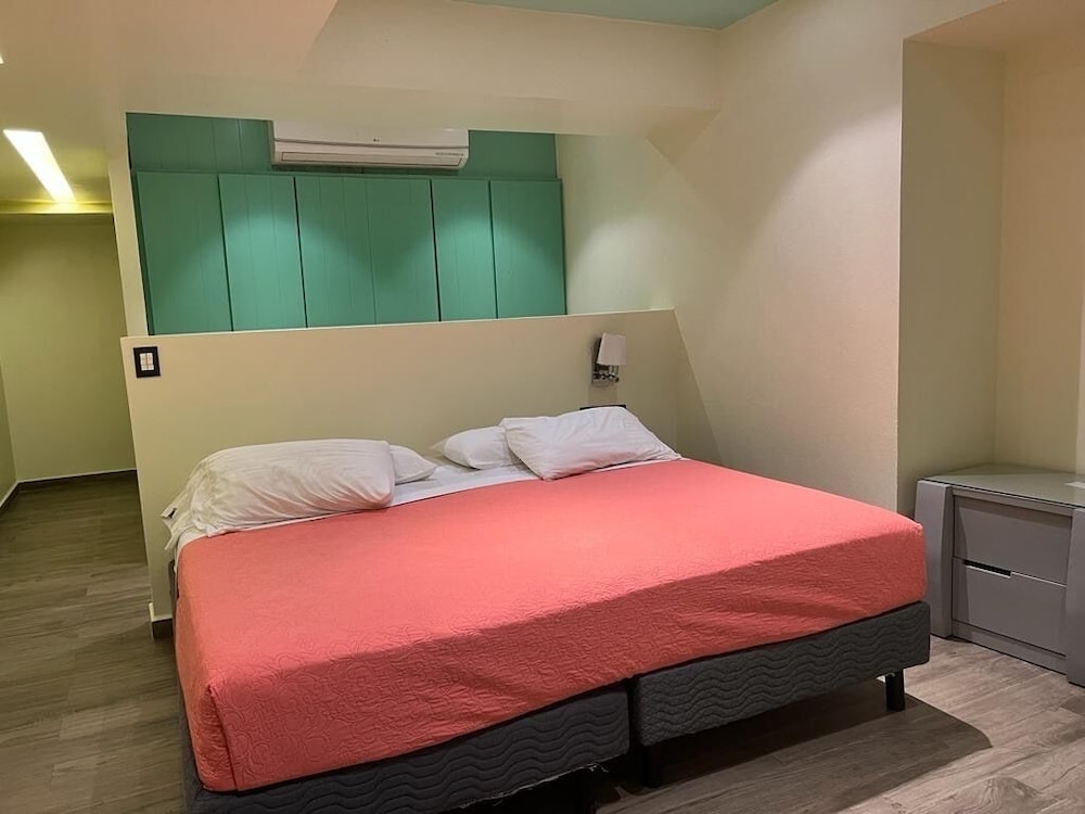 Standard Room - Photo 1