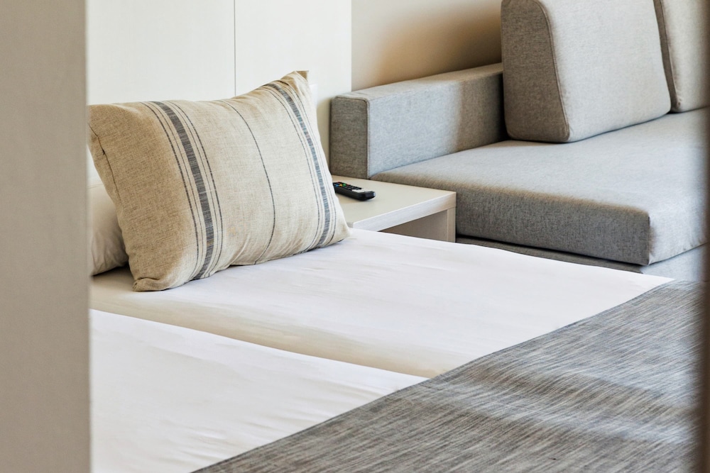 Twin Room, Balcony (2 adults)