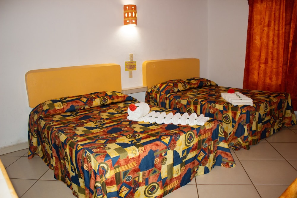 Economy Quadruple Room, Kitchenette photo 2