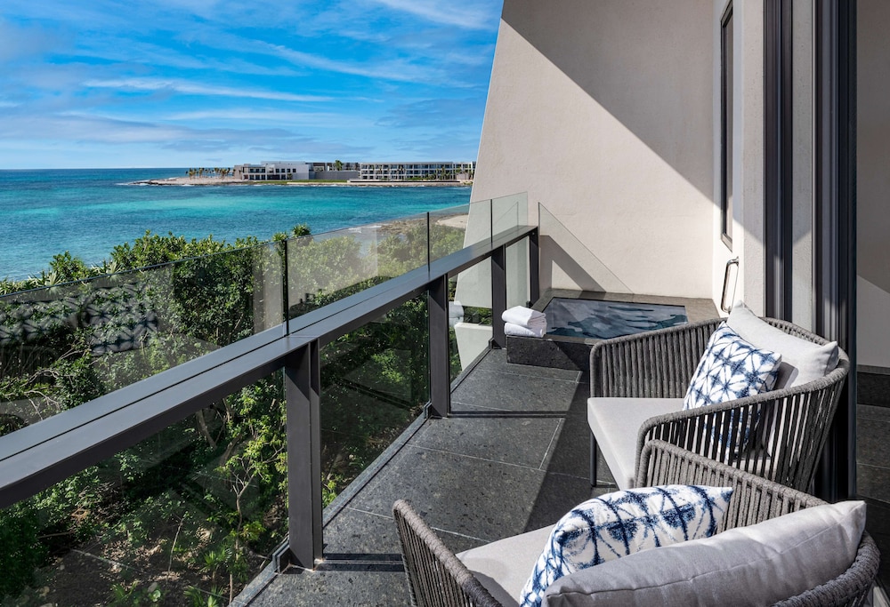 Room, 1 King Bed, Ocean View (Ceiba)