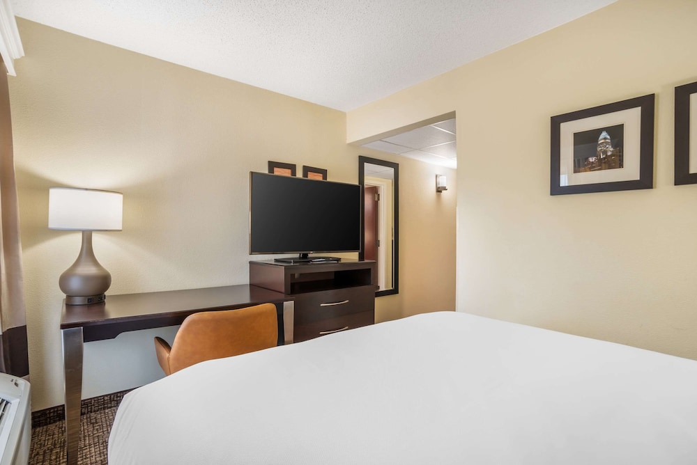 Room, 1 Queen Bed, Non Smoking photo 3