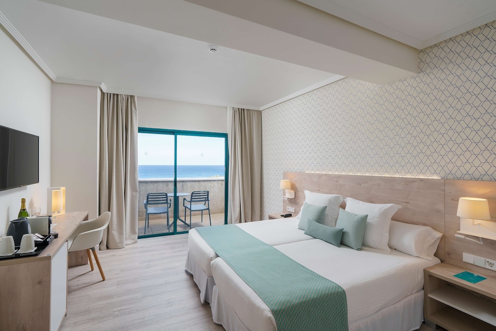 Double Room, Ocean View (My Favorite Club) (3 Adults)