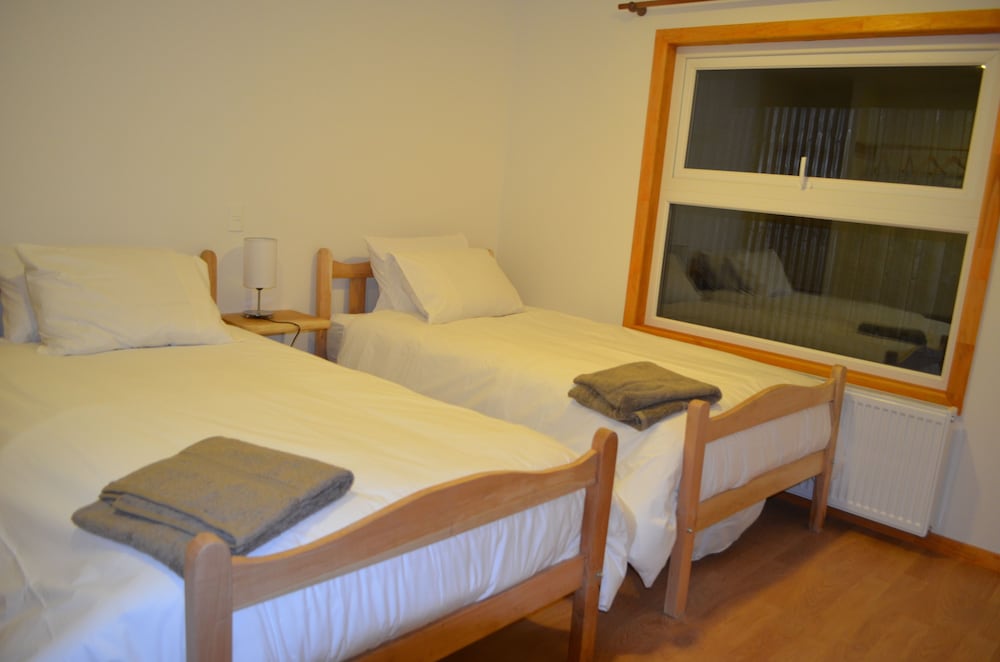 Standard Twin Room, 2 Twin Beds, Private Bathroom photo 1