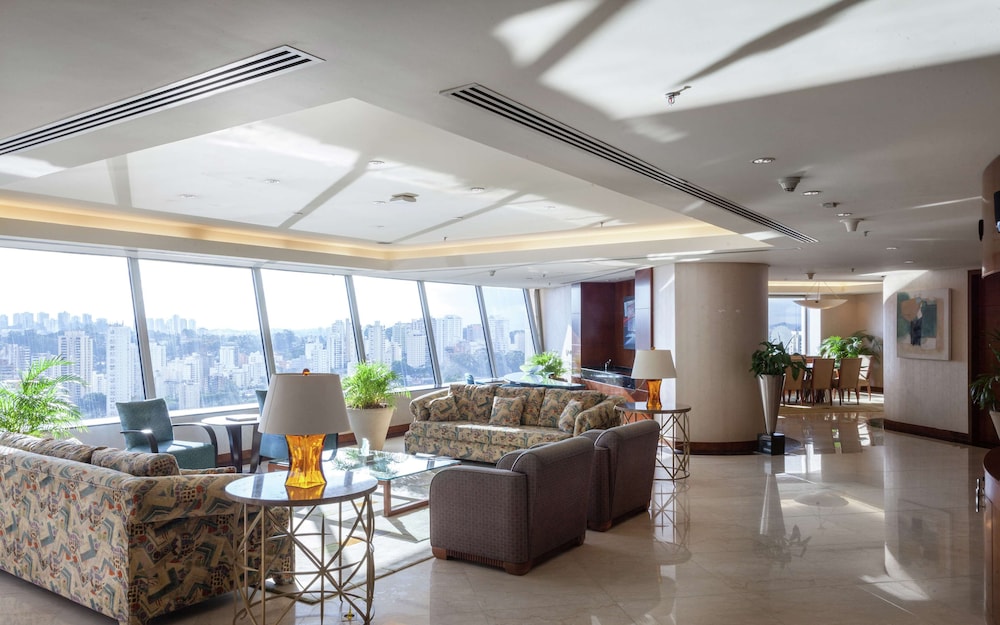 Suite, Club Lounge Access