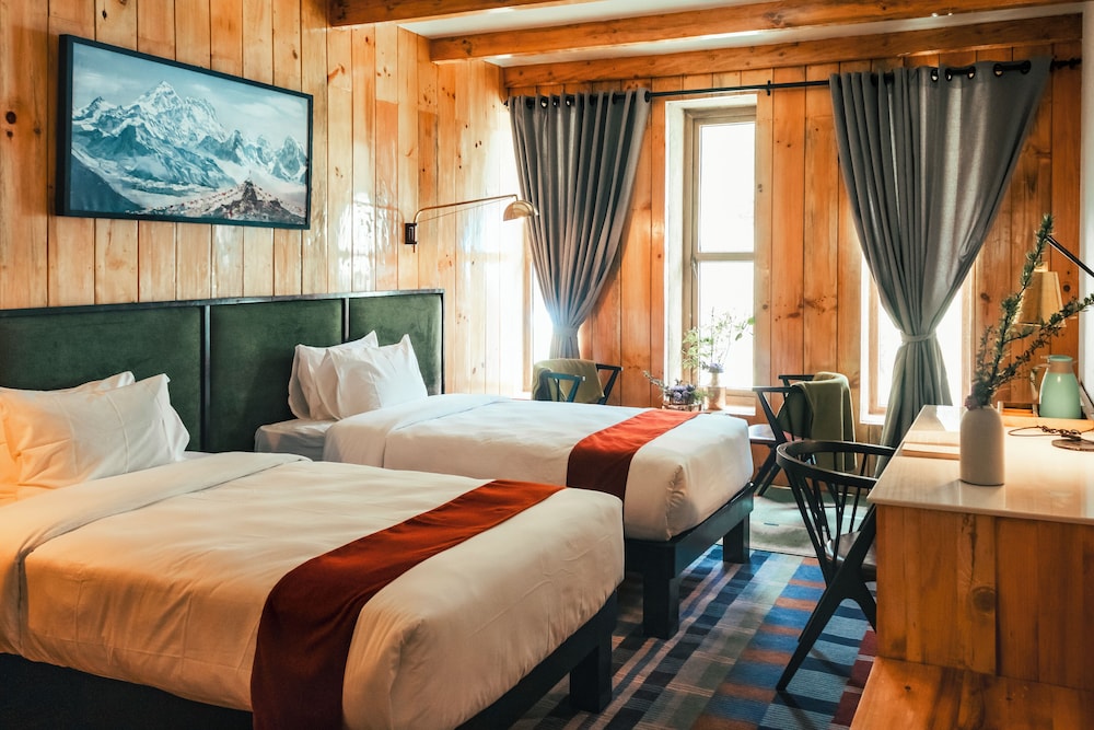 Deluxe Double or Twin Room, Courtyard View