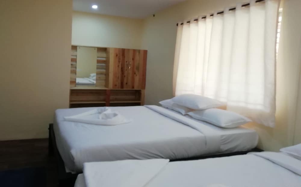 Deluxe Room, 2 Twin Beds photo 1
